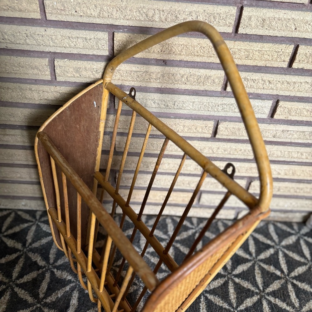 70's Wall Mount Wicker Magazine Rack - Wicker Rack - Rattan Magazine Holder - Picture 8 of 14